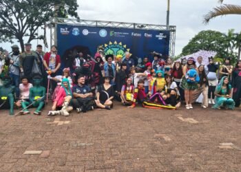 Festival AdmiraTown movimenta juventude ilhense na Praça dos Paiaguás